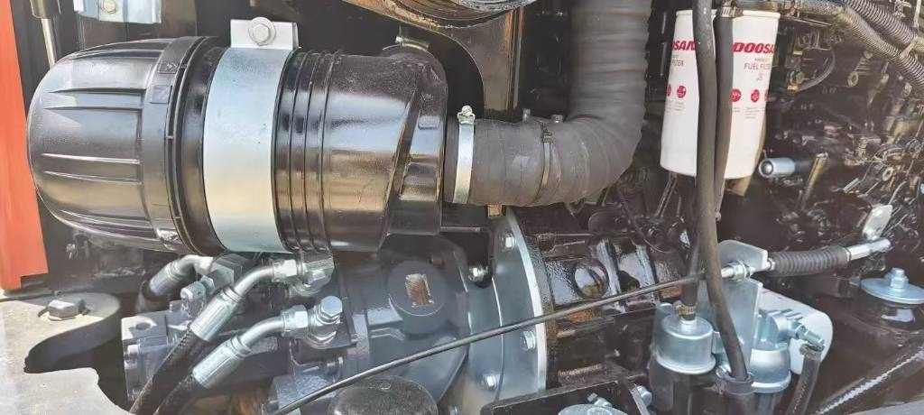 Doosan DX 60 - Мини багер: слика 4 Doosan DX 60 - Мини багер: слика 4