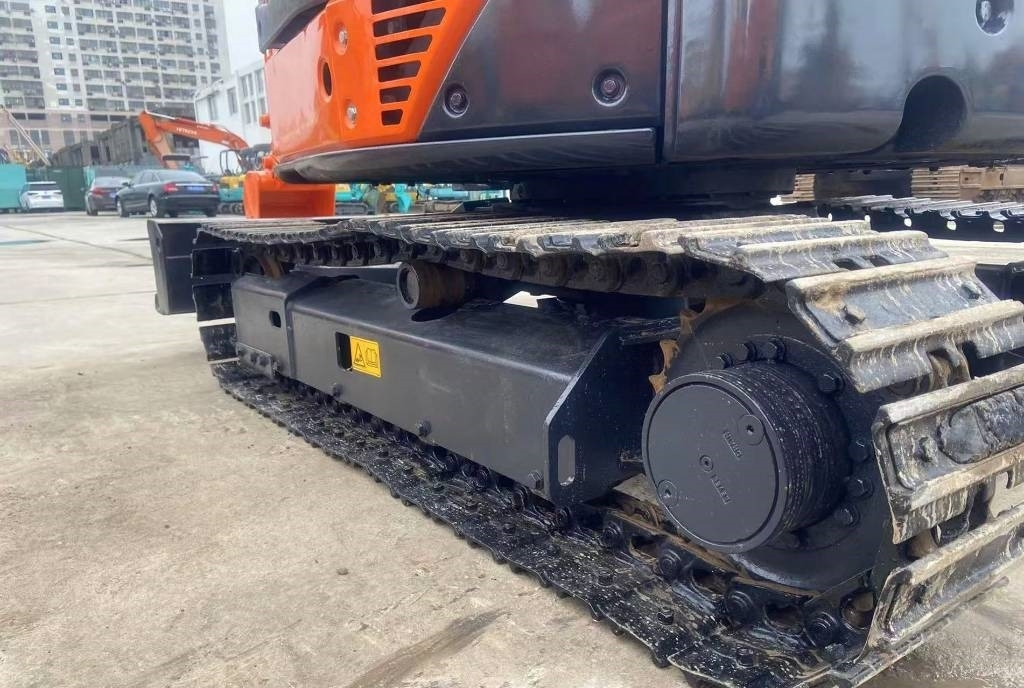 Hitachi 30 - Багер гасеничар: слика 3 Hitachi 30 - Багер гасеничар: слика 3