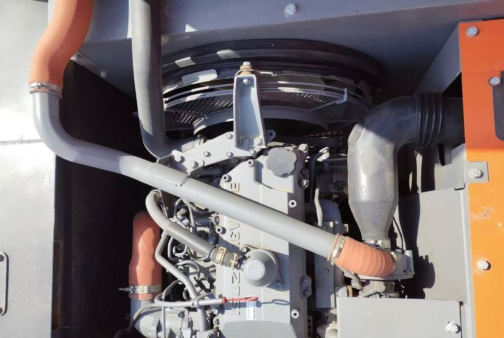 Hitachi ZX 240 - Багер гасеничар: слика 4 Hitachi ZX 240 - Багер гасеничар: слика 4