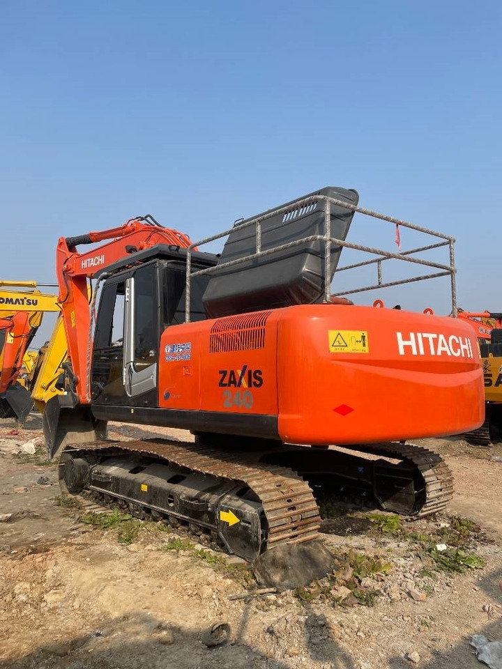 Багер гасеничар Hitachi ZX 240: слика 8