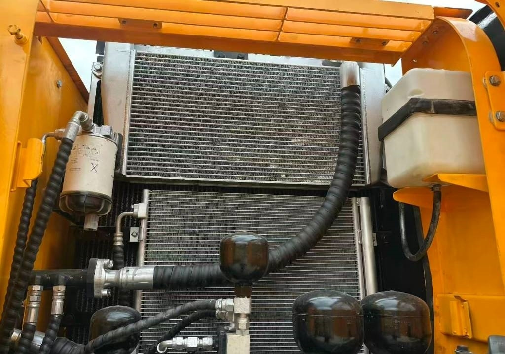 Hyundai 210W -9 - Багер на тркала: слика 4 Hyundai 210W -9 - Багер на тркала: слика 4