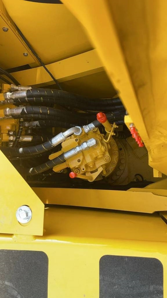 Komatsu PC 160 - Багер гасеничар: слика 3 Komatsu PC 160 - Багер гасеничар: слика 3