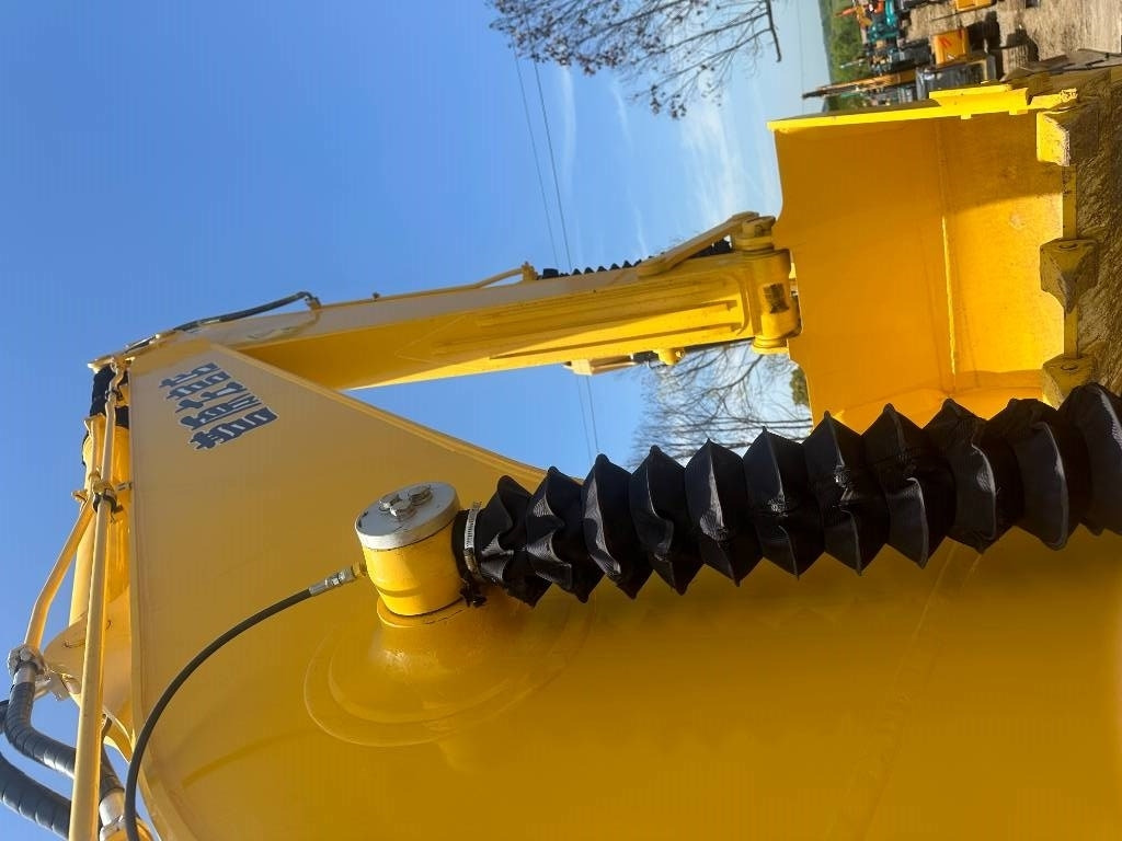 Komatsu PC 200-8 - Багер гасеничар: слика 5 Komatsu PC 200-8 - Багер гасеничар: слика 5