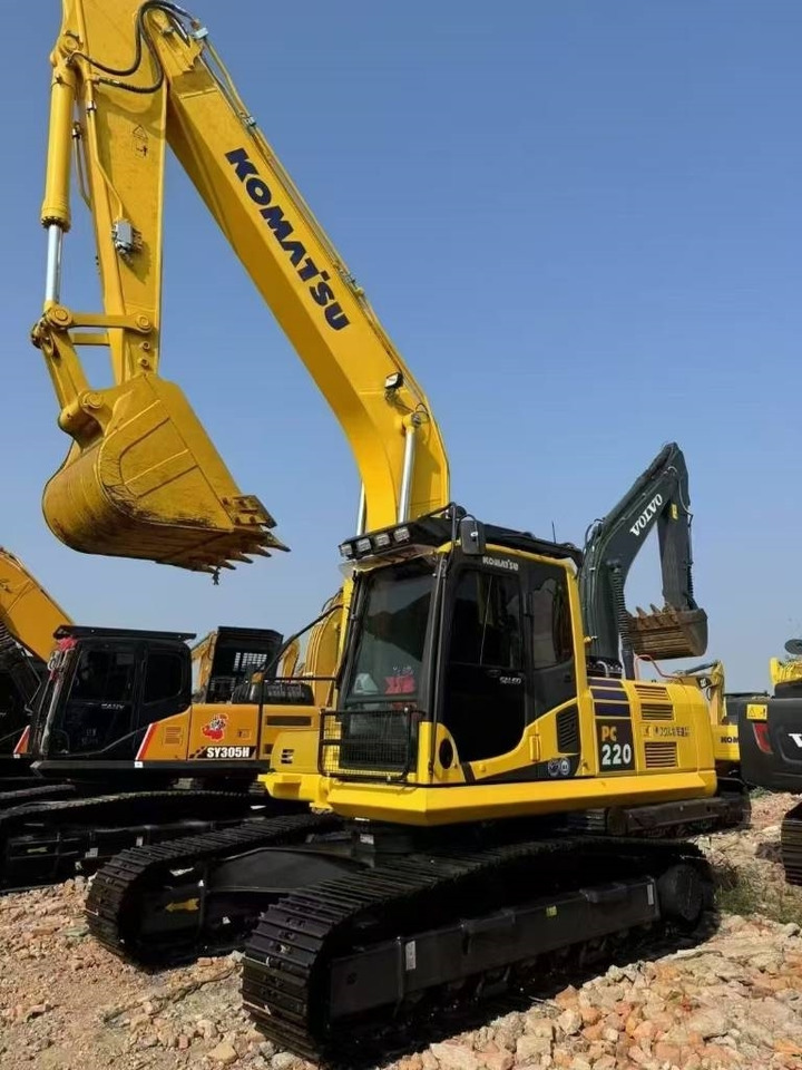 Komatsu PC 220-8 - Багер гасеничар: слика 4 Komatsu PC 220-8 - Багер гасеничар: слика 4