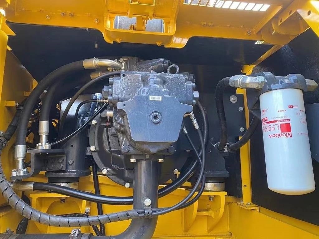 Komatsu PC 360 - Багер гасеничар: слика 5 Komatsu PC 360 - Багер гасеничар: слика 5