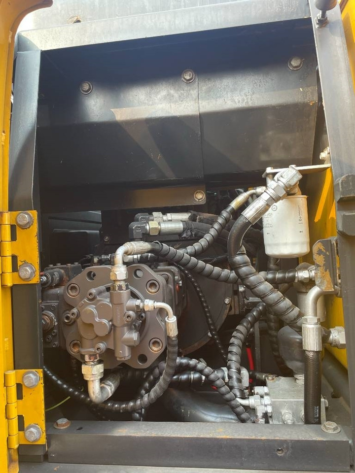 Volvo EC 140 - Багер гасеничар: слика 2 Volvo EC 140 - Багер гасеничар: слика 2