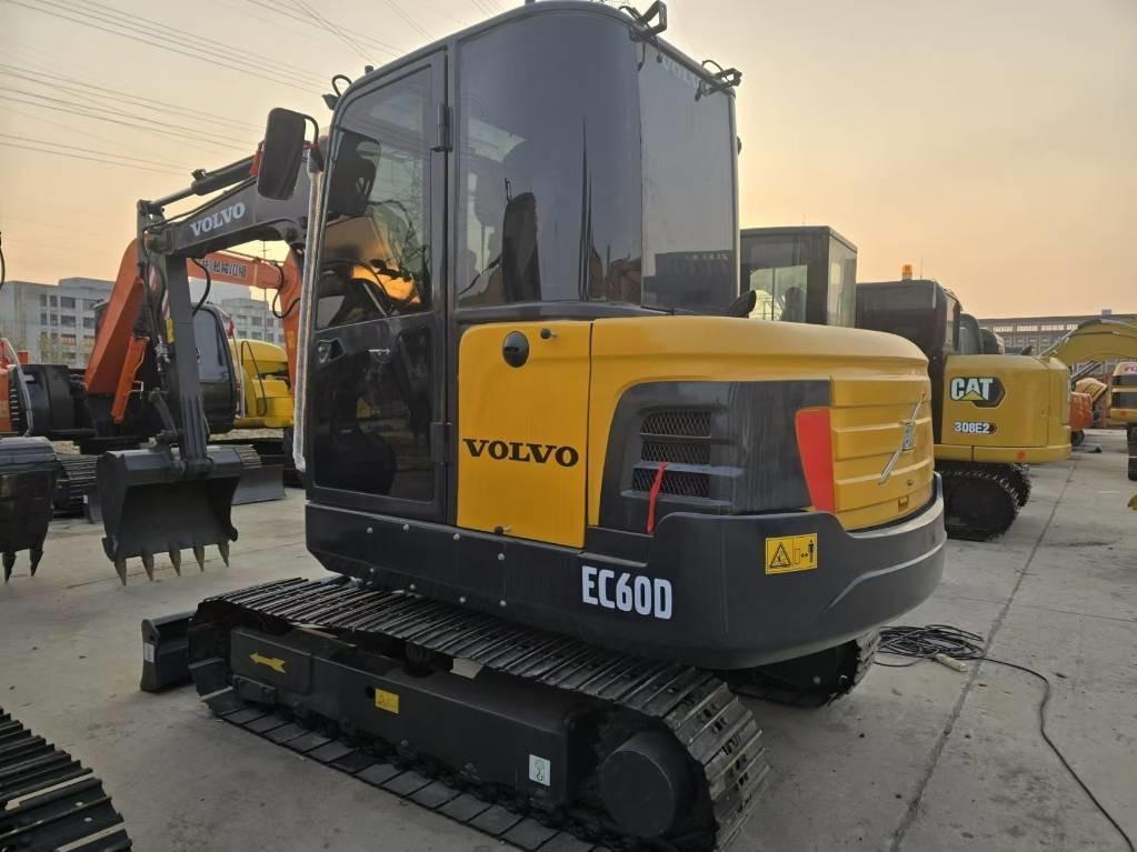 Volvo EC 60 - Багер гасеничар: слика 3 Volvo EC 60 - Багер гасеничар: слика 3