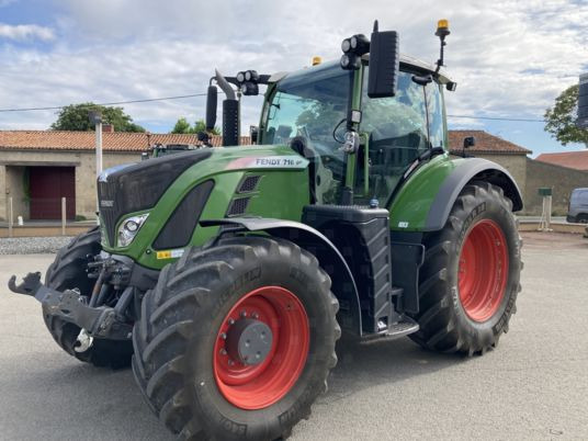 Fendt 716 VARIO S4 PROFI PLUS - Трактор: слика 1 Fendt 716 VARIO S4 PROFI PLUS - Трактор: слика 1