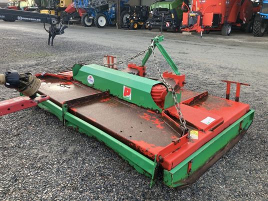 Gyrax 3000 PRO - Мулчер/ Косилка за жива ограда: слика 2 Gyrax 3000 PRO - Мулчер/ Косилка за жива ограда: слика 2