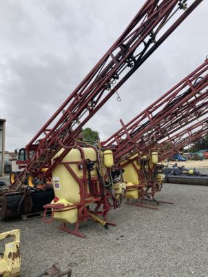 Hardi MEGA 1200L - Распрскувач монтиран на трактор: слика 4 Hardi MEGA 1200L - Распрскувач монтиран на трактор: слика 4