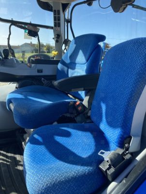 New Holland T7.210 - Трактор: слика 5 New Holland T7.210 - Трактор: слика 5