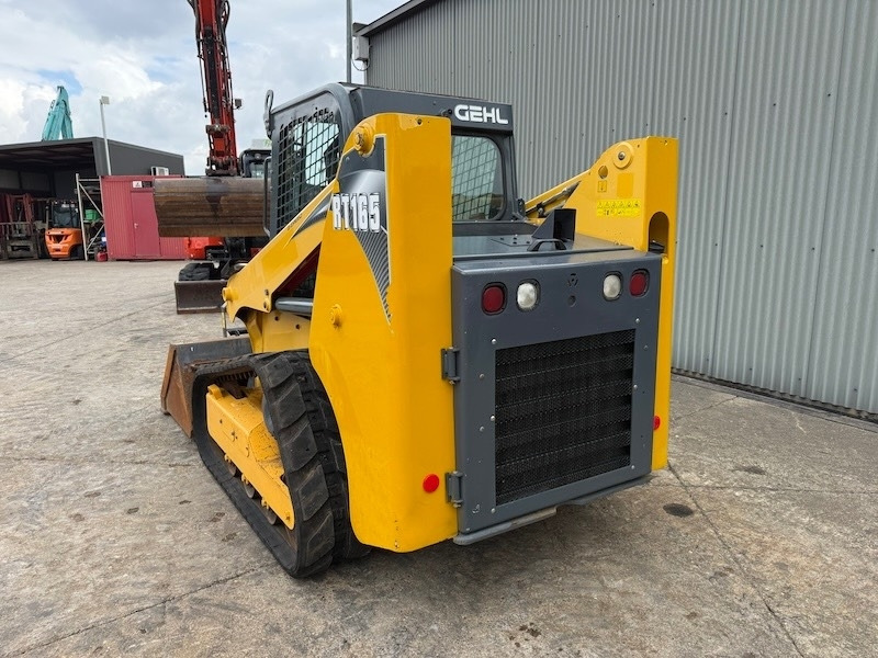 Gehl RT165 - Натоварувач гасеничар: слика 2 Gehl RT165 - Натоварувач гасеничар: слика 2