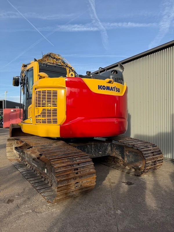 Komatsu PC 228 USLC-11 - Багер гасеничар: слика 2 Komatsu PC 228 USLC-11 - Багер гасеничар: слика 2