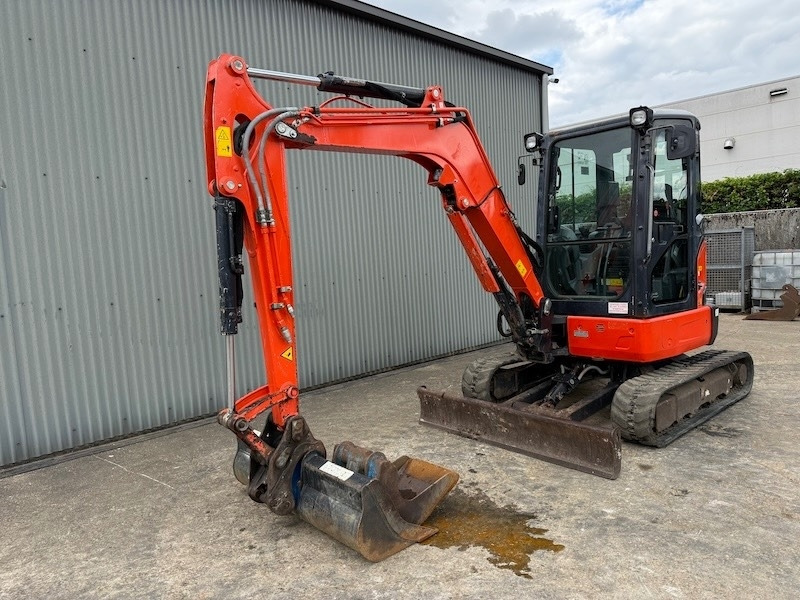 Kubota U 36-4 - Мини багер: слика 5 Kubota U 36-4 - Мини багер: слика 5