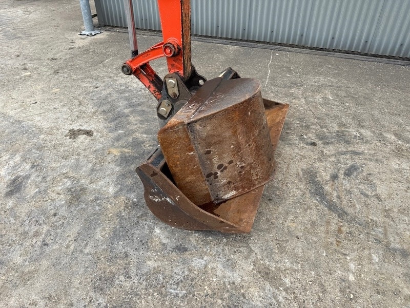 Kubota U 36-4 - Мини багер: слика 5 Kubota U 36-4 - Мини багер: слика 5