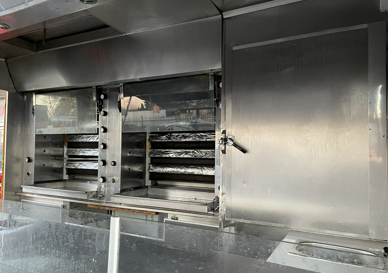 Fiat Ducato Autosklep Autogrill Gastronomiczny Food Truck Foodtruck 68tkm 3500 - Камион за продажба на добра: слика 5 Fiat Ducato Autosklep Autogrill Gastronomiczny Food Truck Foodtruck 68tkm 3500 - Камион за продажба на добра: слика 5