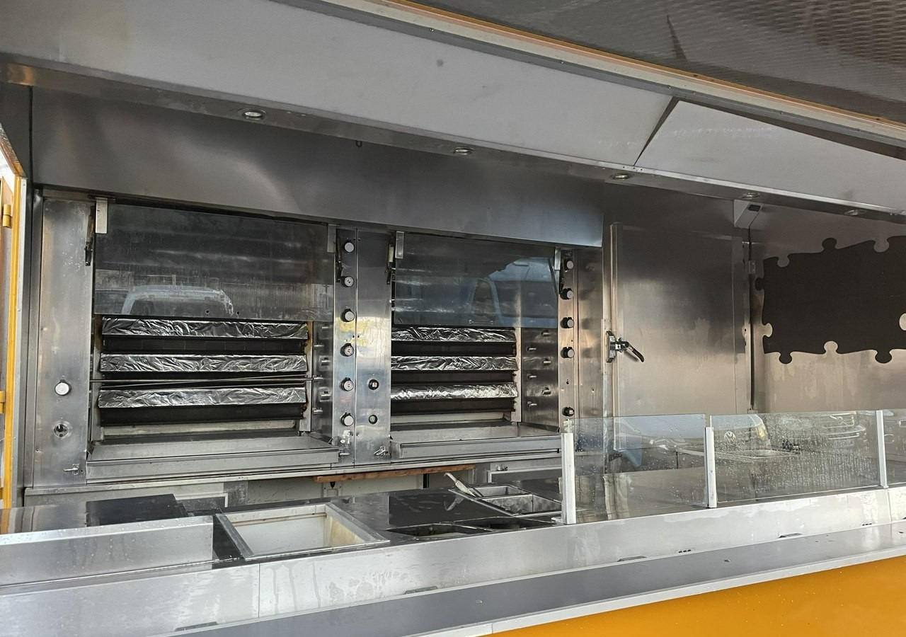 Fiat Ducato Autosklep Autogrill Gastronomiczny Food Truck Foodtruck 68tkm 3500 - Камион за продажба на добра: слика 3 Fiat Ducato Autosklep Autogrill Gastronomiczny Food Truck Foodtruck 68tkm 3500 - Камион за продажба на добра: слика 3