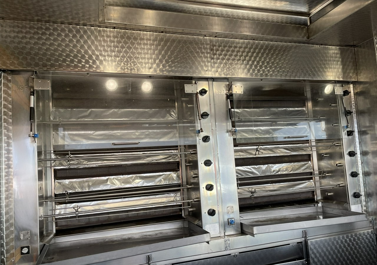 Fiat Ducato Autosklep Autogrill Gastronomiczny Food Truck Foodtruck sklep bar20 - Камион за продажба на добра: слика 3 Fiat Ducato Autosklep Autogrill Gastronomiczny Food Truck Foodtruck sklep bar20 - Камион за продажба на добра: слика 3