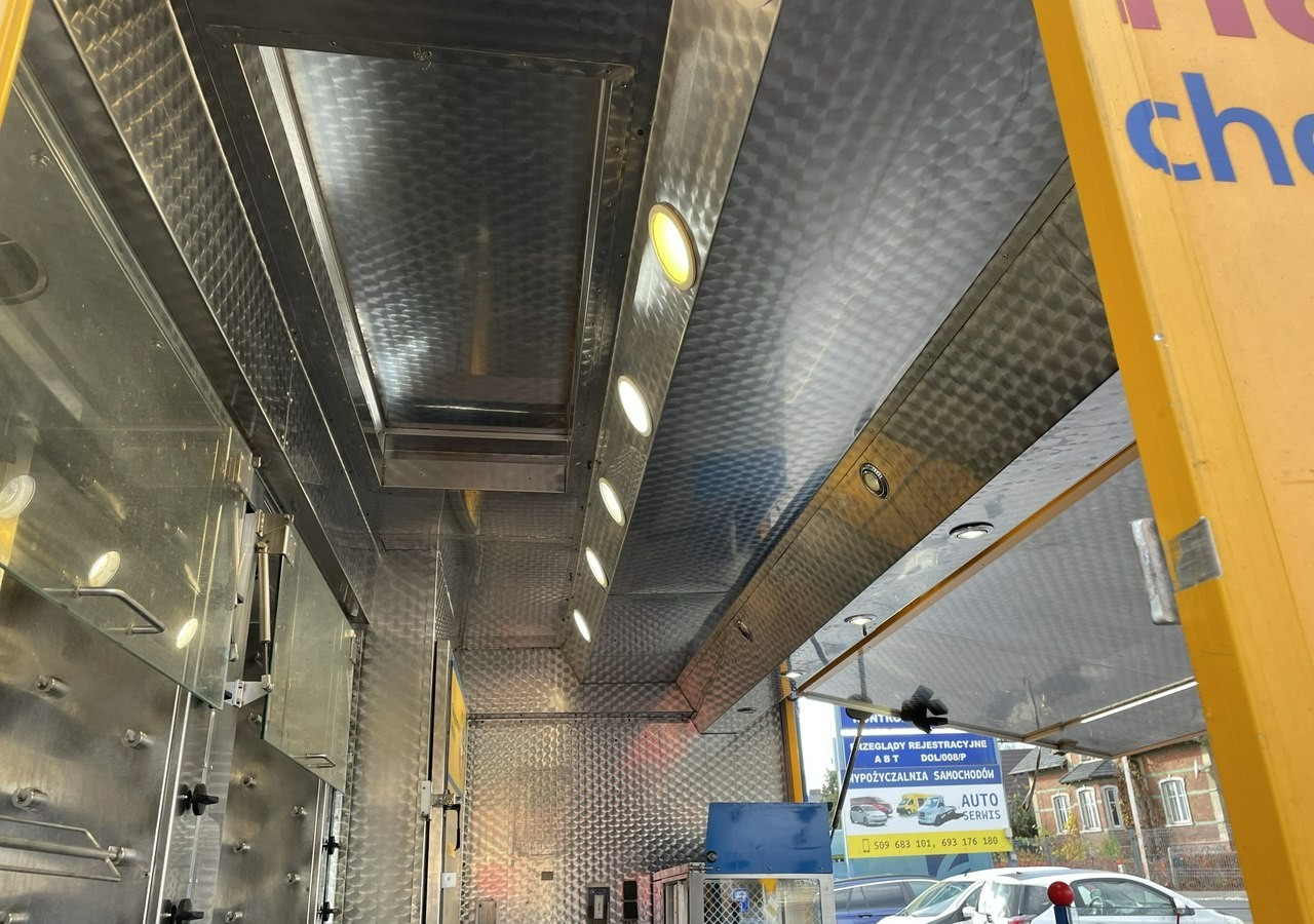 Fiat Ducato Autosklep Autogrill Gastronomiczny Food Truck Foodtruck sklep bar20 - Камион за продажба на добра: слика 3 Fiat Ducato Autosklep Autogrill Gastronomiczny Food Truck Foodtruck sklep bar20 - Камион за продажба на добра: слика 3