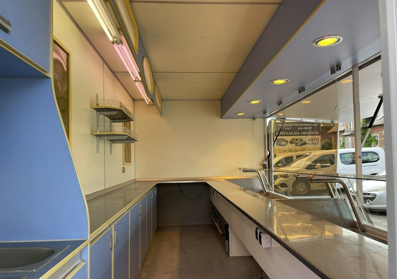 Fiat Ducato Autosklep Wędlin Gastronomiczny Food Truck Foodtruck Sklep bar 2006 - Камион за продажба на добра: слика 3 Fiat Ducato Autosklep Wędlin Gastronomiczny Food Truck Foodtruck Sklep bar 2006 - Камион за продажба на добра: слика 3
