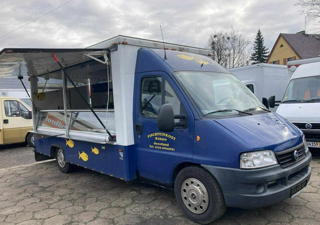 Fiat Ducato Autosklep mięso-ryba Gastronomiczny Food Truck Foodtruck sklep 2004 - Камион за продажба на добра, Комбе: слика 1 Fiat Ducato Autosklep mięso-ryba Gastronomiczny Food Truck Foodtruck sklep 2004 - Камион за продажба на добра, Комбе: слика 1