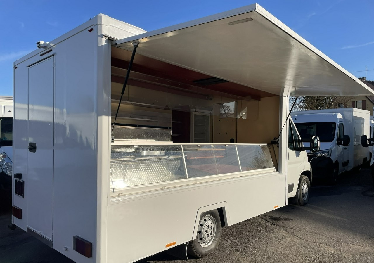 Fiat Ducato Autosklep wędlin Gastronomiczna food truck foodtruck sklep 118tkm 20 - Камион за продажба на добра: слика 2 Fiat Ducato Autosklep wędlin Gastronomiczna food truck foodtruck sklep 118tkm 20 - Камион за продажба на добра: слика 2