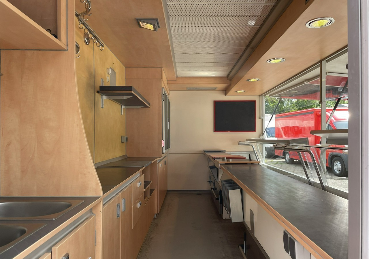 Fiat Ducato Ducat Autosklep wędlin Gastronomiczny Food Truck Foodtruck SklepBORC - Камион за продажба на добра: слика 3 Fiat Ducato Ducat Autosklep wędlin Gastronomiczny Food Truck Foodtruck SklepBORC - Камион за продажба на добра: слика 3
