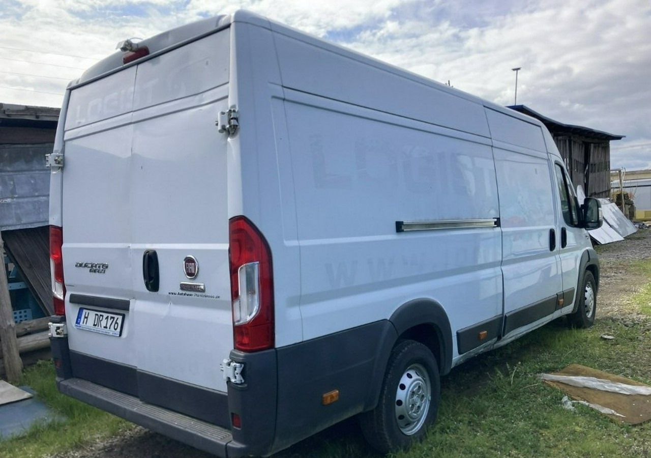 Fiat Ducato Ducato 2.3 JTD-150KM Mega Max 6-biegów Klima Kamera 2017 - Товарно комбе: слика 3 Fiat Ducato Ducato 2.3 JTD-150KM Mega Max 6-biegów Klima Kamera 2017 - Товарно комбе: слика 3