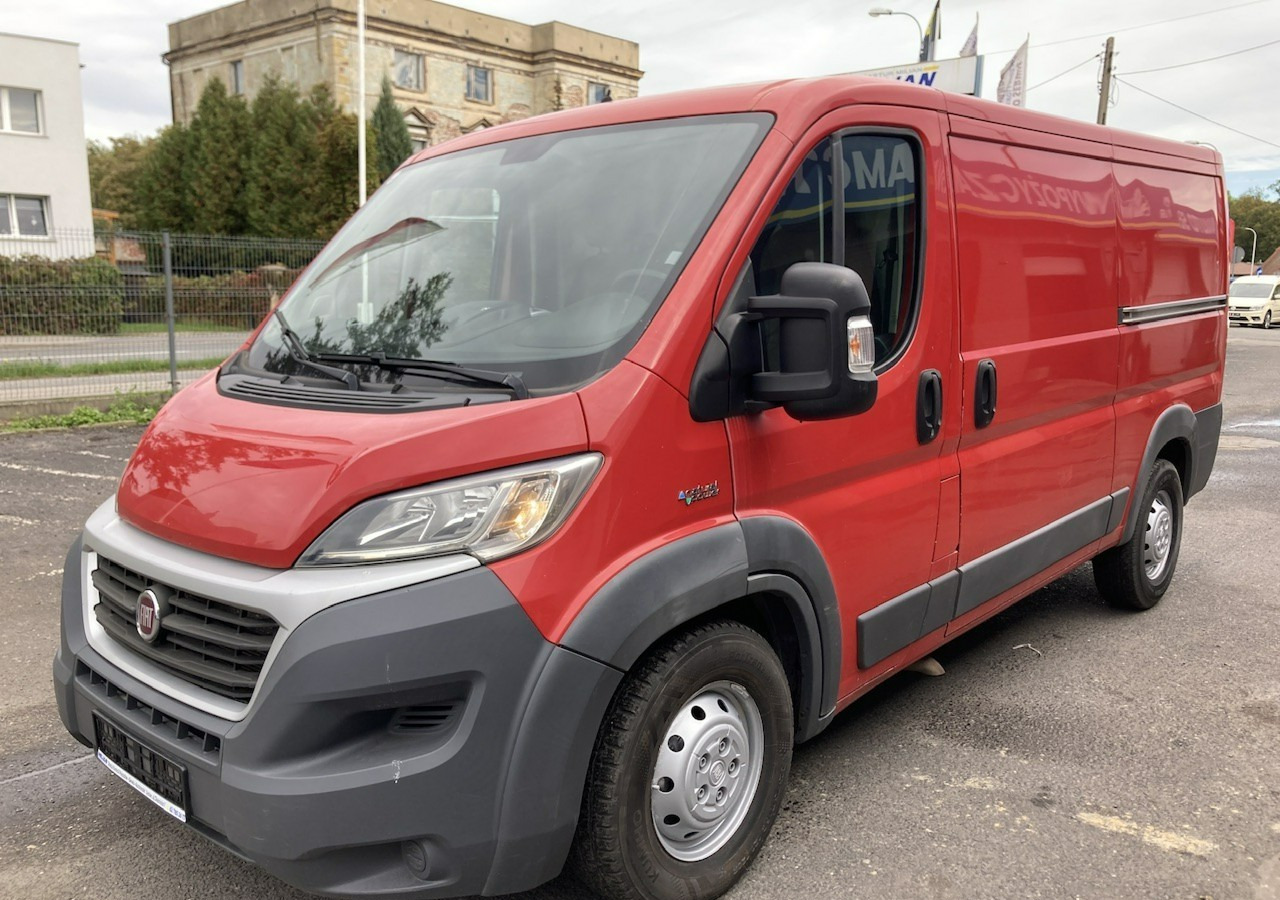 Fiat Ducato Ducato 3.0 CNG+benzyna Klima Navi Kamera 2017 - Товарно комбе: слика 4 Fiat Ducato Ducato 3.0 CNG+benzyna Klima Navi Kamera 2017 - Товарно комбе: слика 4