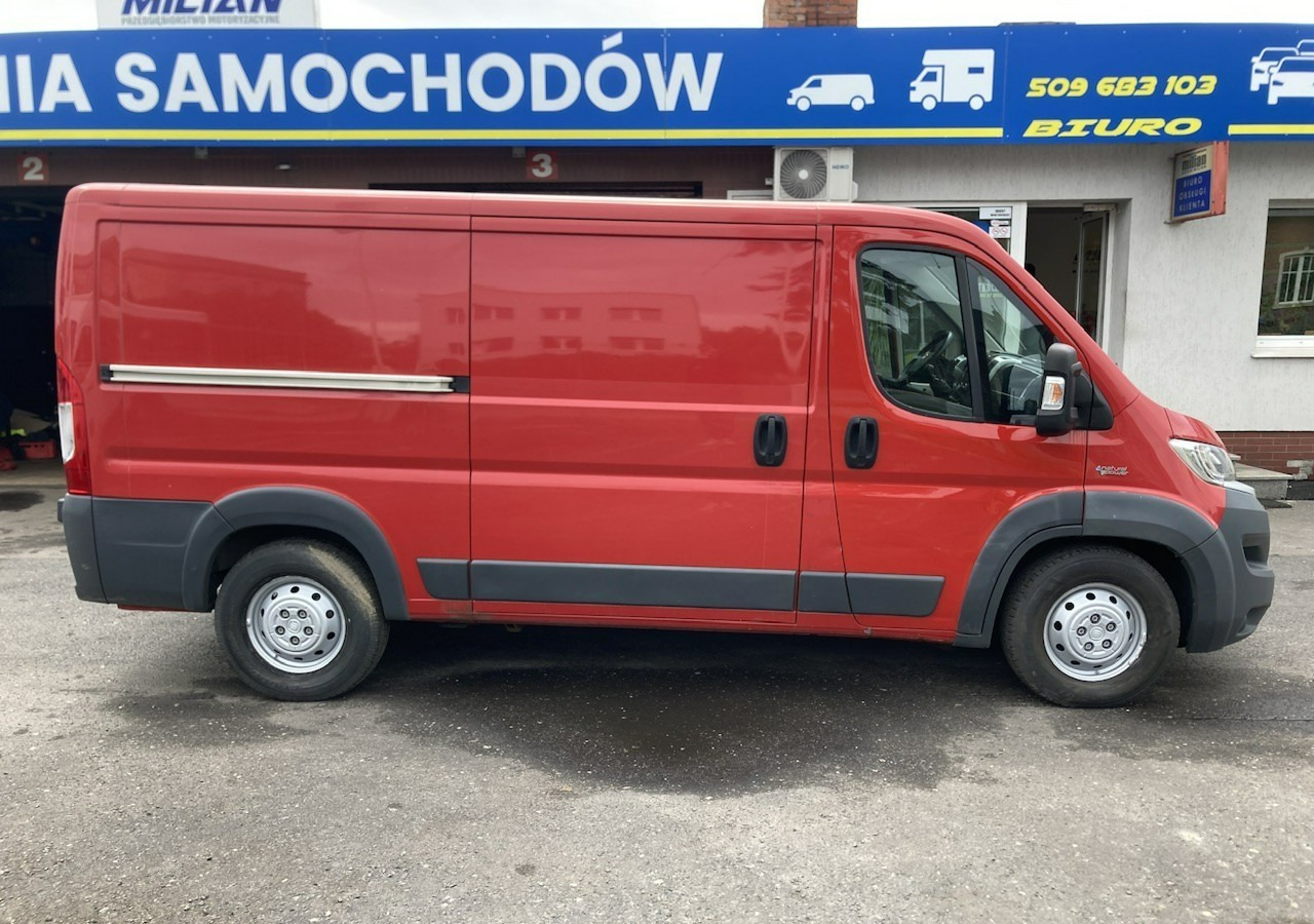 Fiat Ducato Ducato 3.0 CNG+benzyna Klima Navi Kamera 2017 - Товарно комбе: слика 5 Fiat Ducato Ducato 3.0 CNG+benzyna Klima Navi Kamera 2017 - Товарно комбе: слика 5