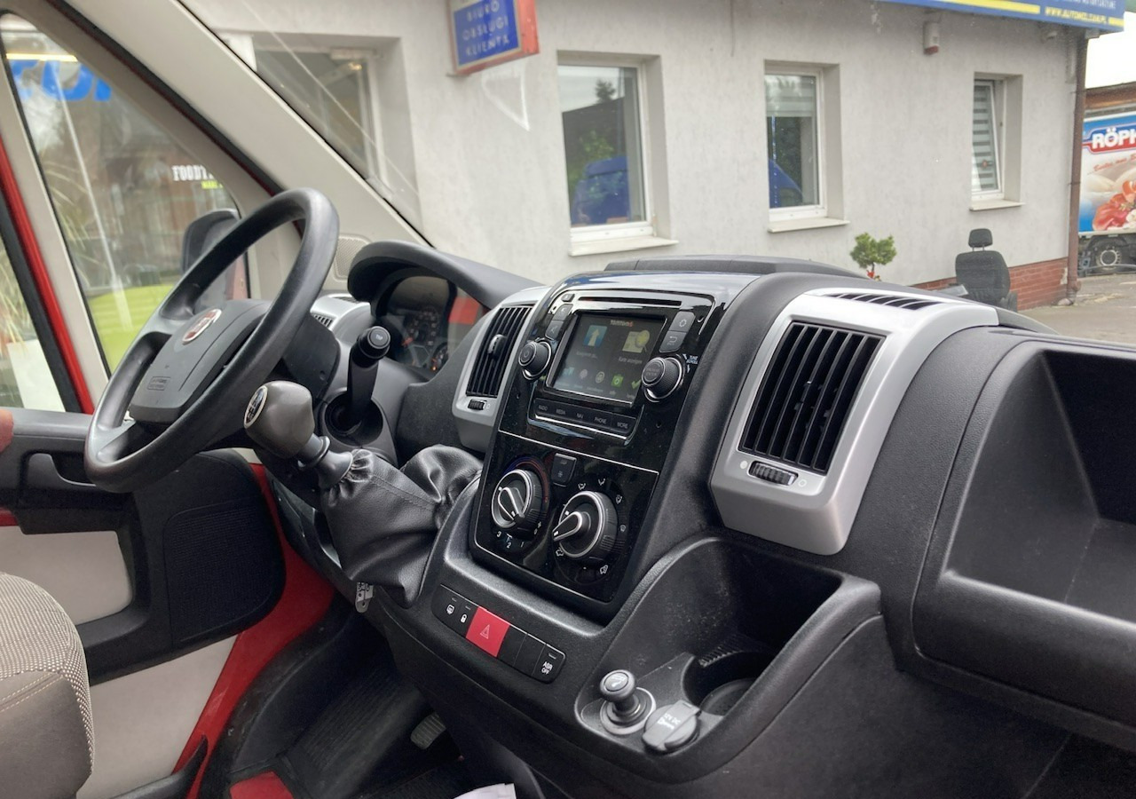 Fiat Ducato Ducato 3.0 CNG+benzyna Klima Navi Kamera 2017 - Товарно комбе: слика 2 Fiat Ducato Ducato 3.0 CNG+benzyna Klima Navi Kamera 2017 - Товарно комбе: слика 2