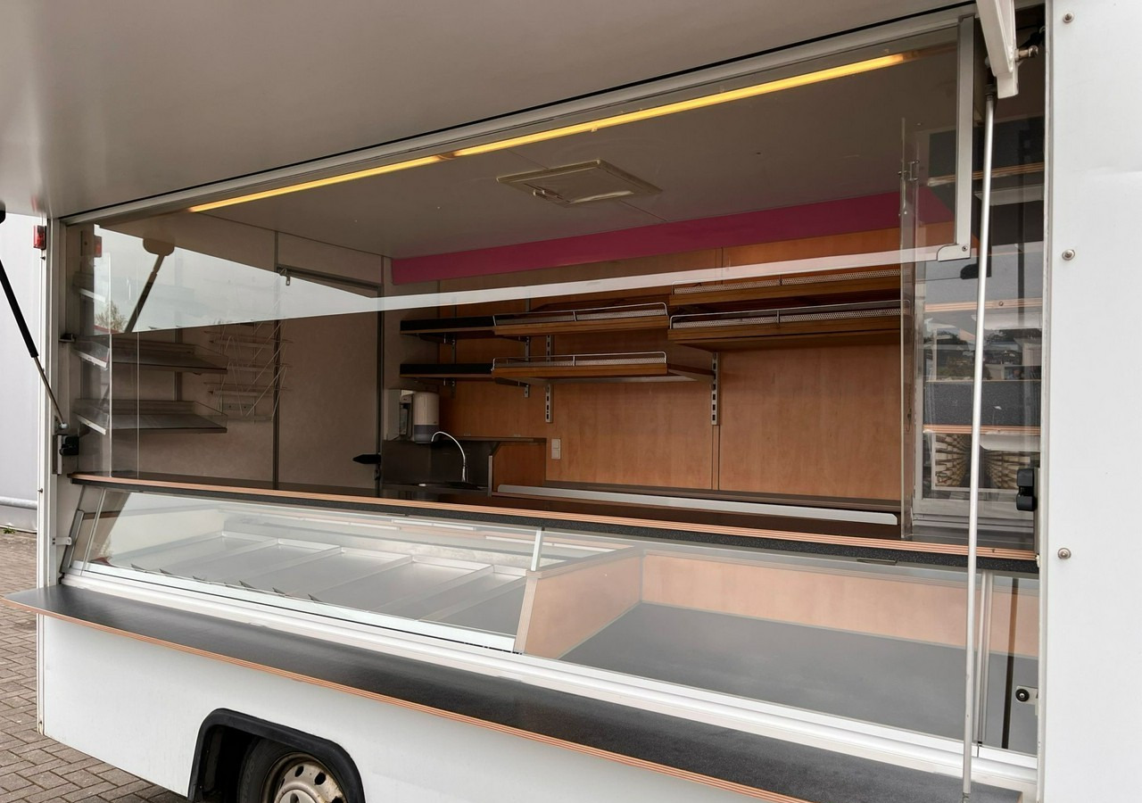 Fiat Ducato Ducato Autosklep Gastronomiczny Food Truck Foodtruck sklep Borco 200 - Камион за продажба на добра: слика 2 Fiat Ducato Ducato Autosklep Gastronomiczny Food Truck Foodtruck sklep Borco 200 - Камион за продажба на добра: слика 2