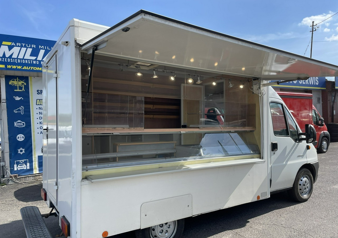 Fiat Ducato Ducato Autosklep pieczy Sklep Gastronomiczny Food Truck Foodtruck 20 - Камион за продажба на добра: слика 3 Fiat Ducato Ducato Autosklep pieczy Sklep Gastronomiczny Food Truck Foodtruck 20 - Камион за продажба на добра: слика 3