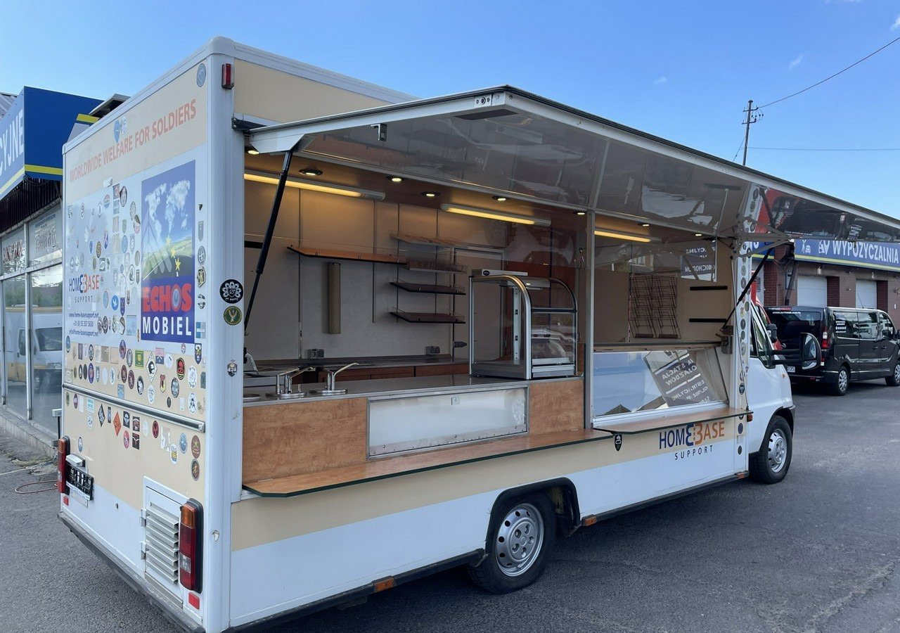 Fiat Ducato Fiat Autosklep Grill Gastronomiczny Food Truck Foodtruck sklep - Камион за продажба на добра: слика 2 Fiat Ducato Fiat Autosklep Grill Gastronomiczny Food Truck Foodtruck sklep - Камион за продажба на добра: слика 2
