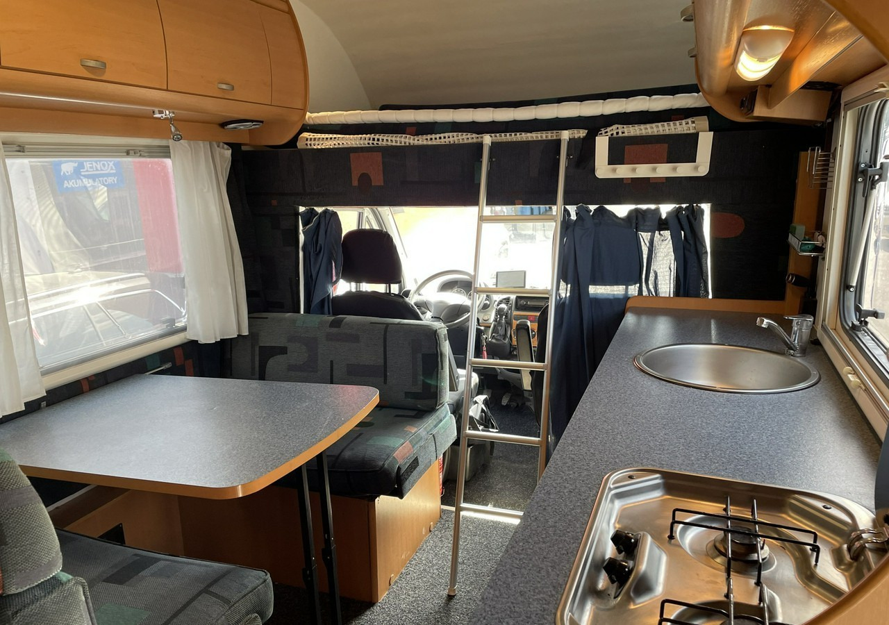 Fiat Ducato Fiat Ducato Kamper JOINT1 5-osob Wyposażony 2005 - Алковен кампер: слика 3 Fiat Ducato Fiat Ducato Kamper JOINT1 5-osob Wyposażony 2005 - Алковен кампер: слика 3