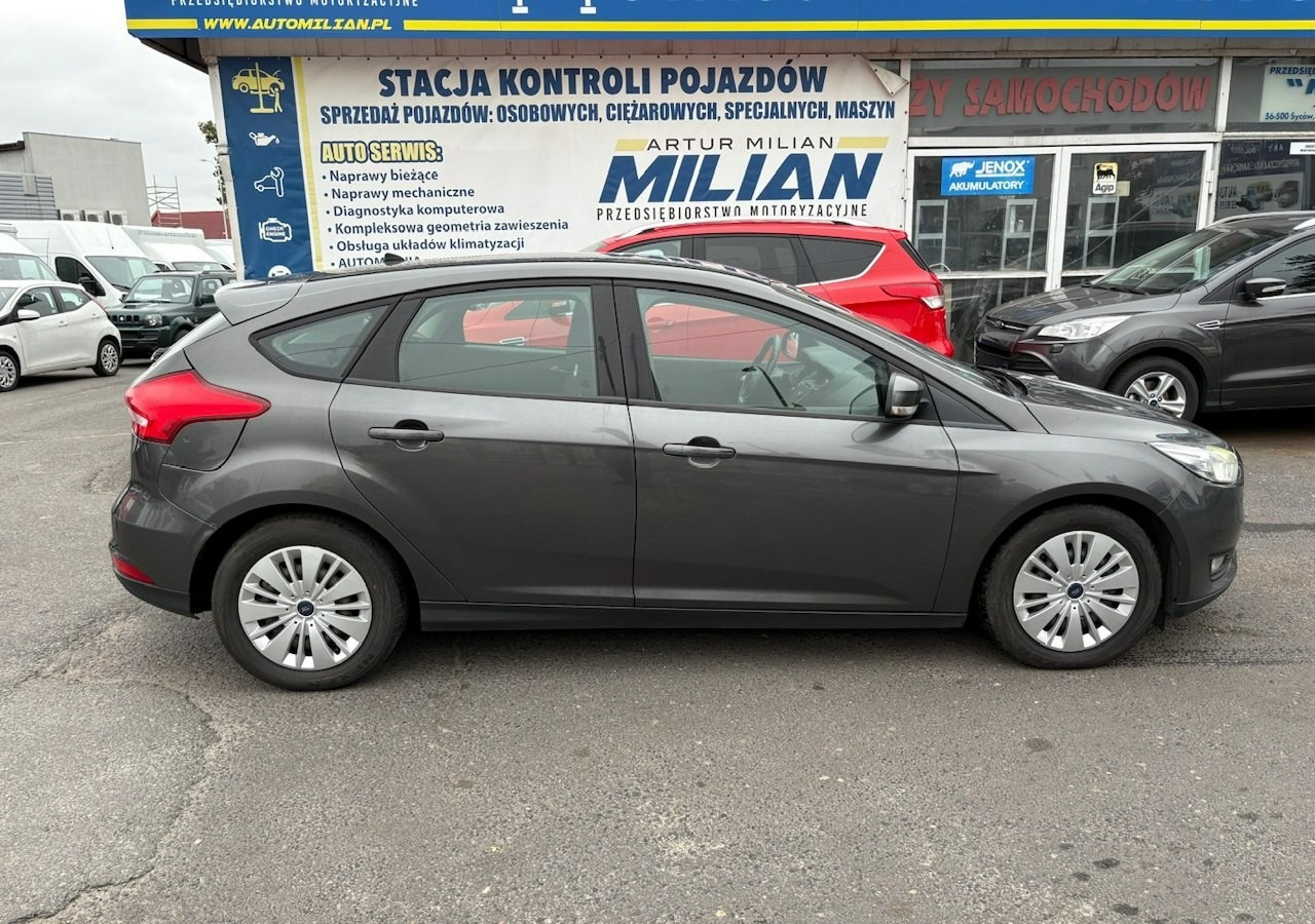 Ford Focus III Focus 1.0 EcoBoost Klima Salon PL 2015 - Хечбек: слика 3 Ford Focus III Focus 1.0 EcoBoost Klima Salon PL 2015 - Хечбек: слика 3