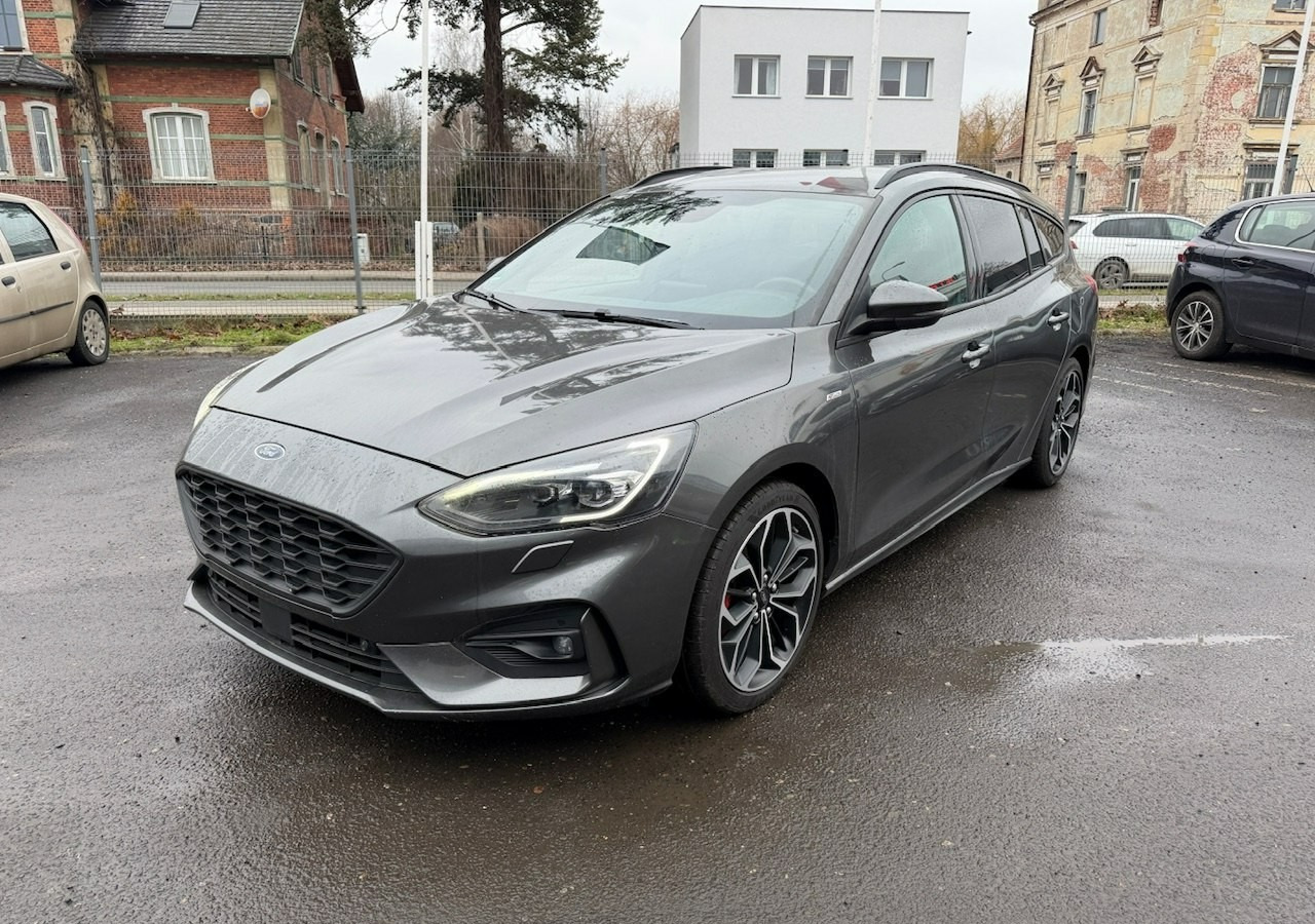 Ford Focus IV Ford Focus 1.5-180KM ST-Line Automat B&O FULL Led Asystenty PDC - Караван: слика 2 Ford Focus IV Ford Focus 1.5-180KM ST-Line Automat B&O FULL Led Asystenty PDC - Караван: слика 2