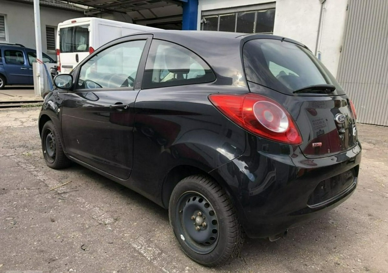 Ford KA II Ford KA 1,3 tdci 75KM 2012 - Хечбек: слика 4 Ford KA II Ford KA 1,3 tdci 75KM 2012 - Хечбек: слика 4