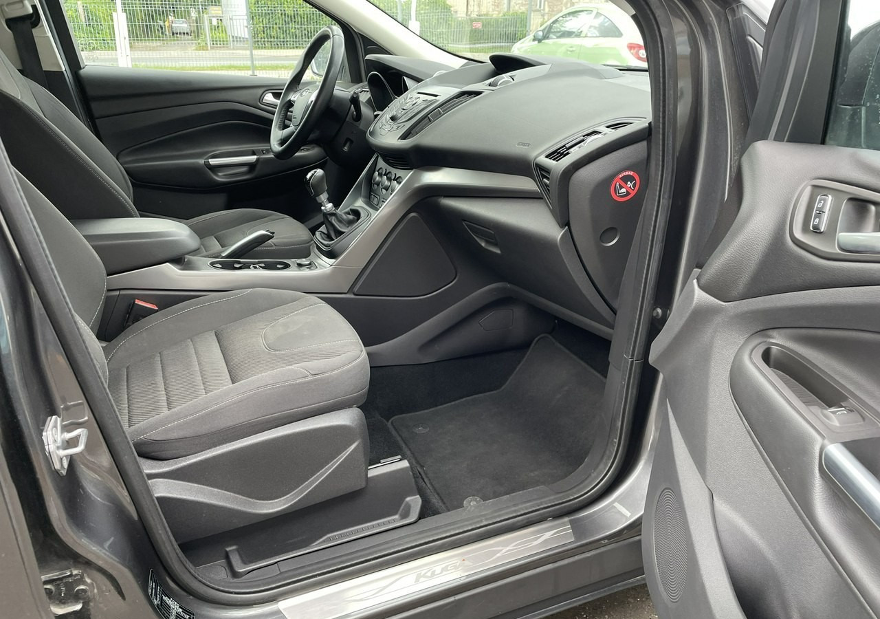 Ford Kuga II Ford Kuga 1.5 EcoBoost Bogate wyposażenie 63558km Model 2016 - SUV: слика 4 Ford Kuga II Ford Kuga 1.5 EcoBoost Bogate wyposażenie 63558km Model 2016 - SUV: слика 4