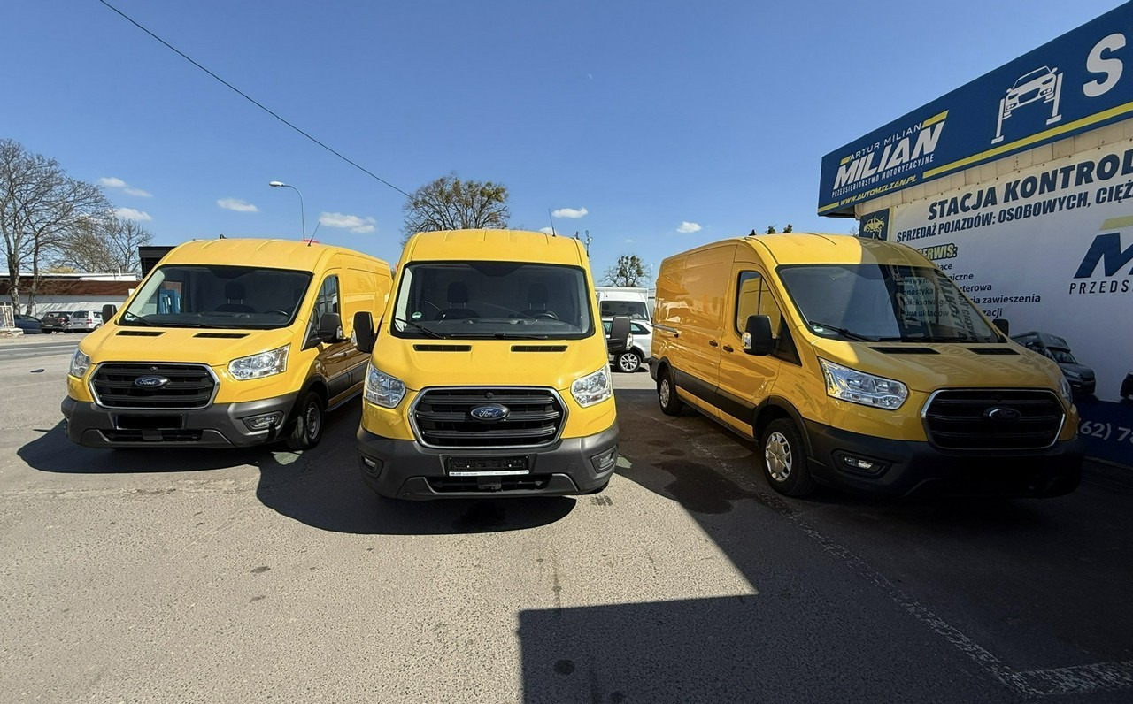 Ford Transit Ford Transit Klima Panel Kamera 167tkm Model 2022 - Товарно комбе: слика 2 Ford Transit Ford Transit Klima Panel Kamera 167tkm Model 2022 - Товарно комбе: слика 2