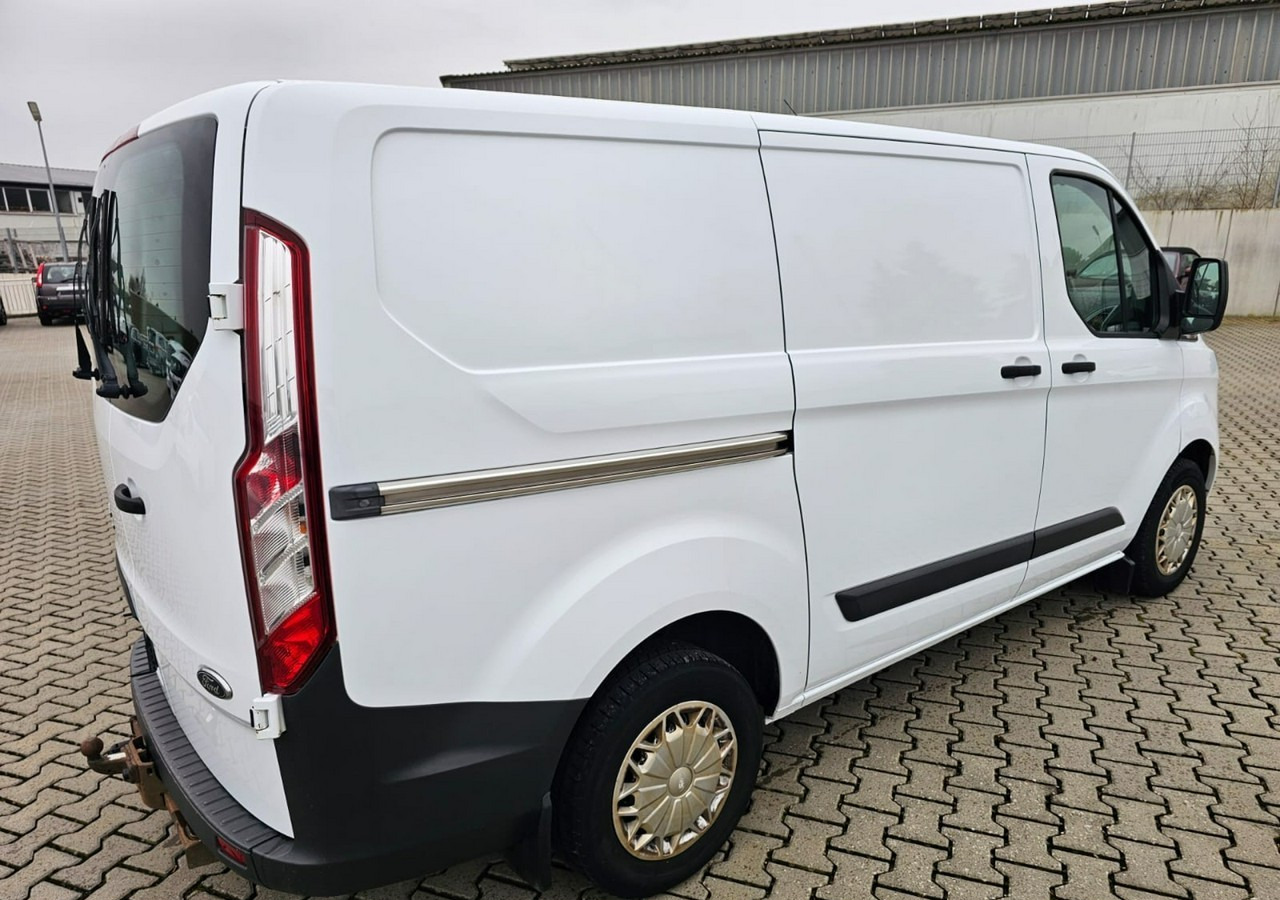 Ford Transit Transit Custom Ford Transit Custom 2.2-125KM Klima 2015 - Товарно комбе: слика 2 Ford Transit Transit Custom Ford Transit Custom 2.2-125KM Klima 2015 - Товарно комбе: слика 2