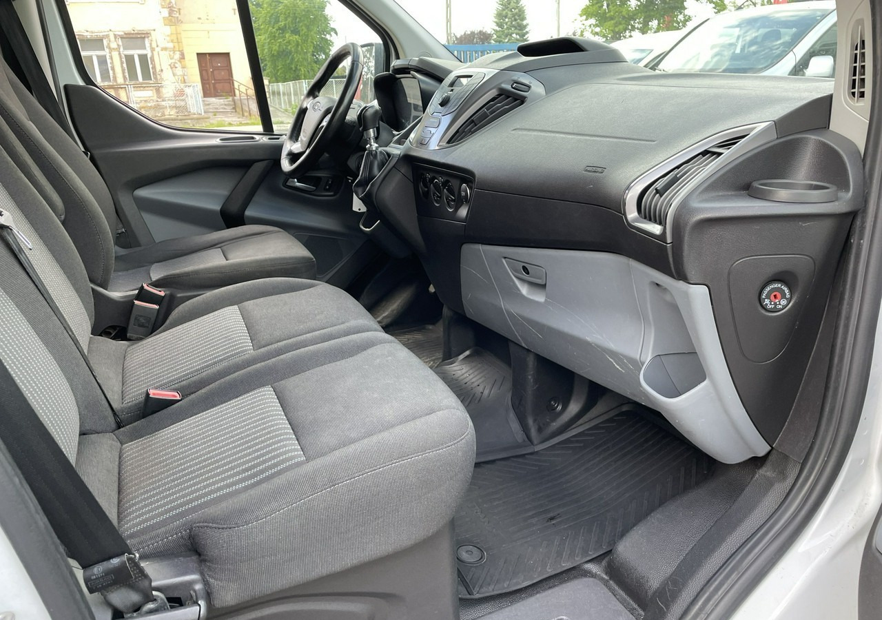 Ford Transit Transit Custom Transit Custom 2.0 Klima 153tkm Model 2018 - Товарно комбе: слика 4 Ford Transit Transit Custom Transit Custom 2.0 Klima 153tkm Model 2018 - Товарно комбе: слика 4