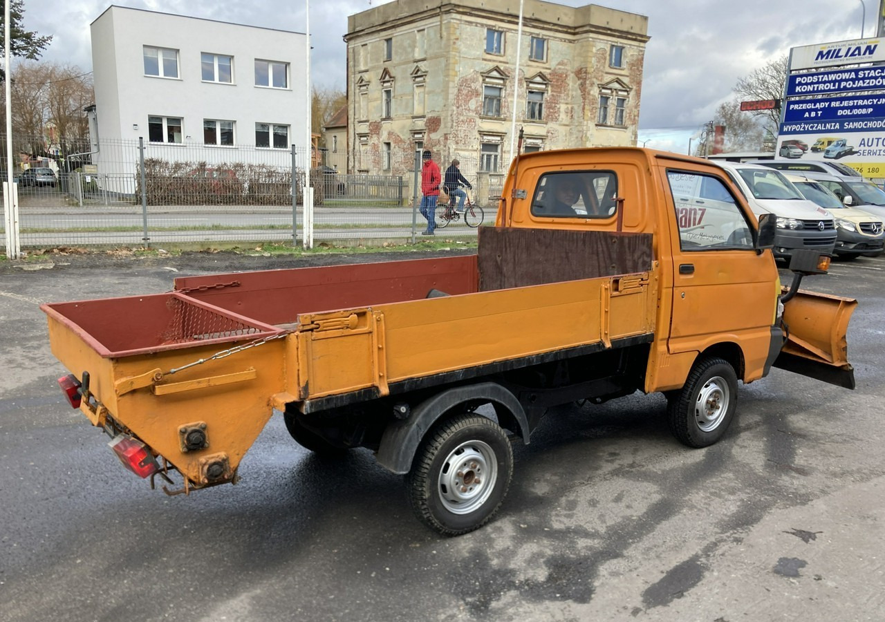 Inna Inny Piaggio Porter PFAU Skrzynia Wywrotka odśnieżarka Pług - Машина за чистење снег: слика 3 Inna Inny Piaggio Porter PFAU Skrzynia Wywrotka odśnieżarka Pług - Машина за чистење снег: слика 3