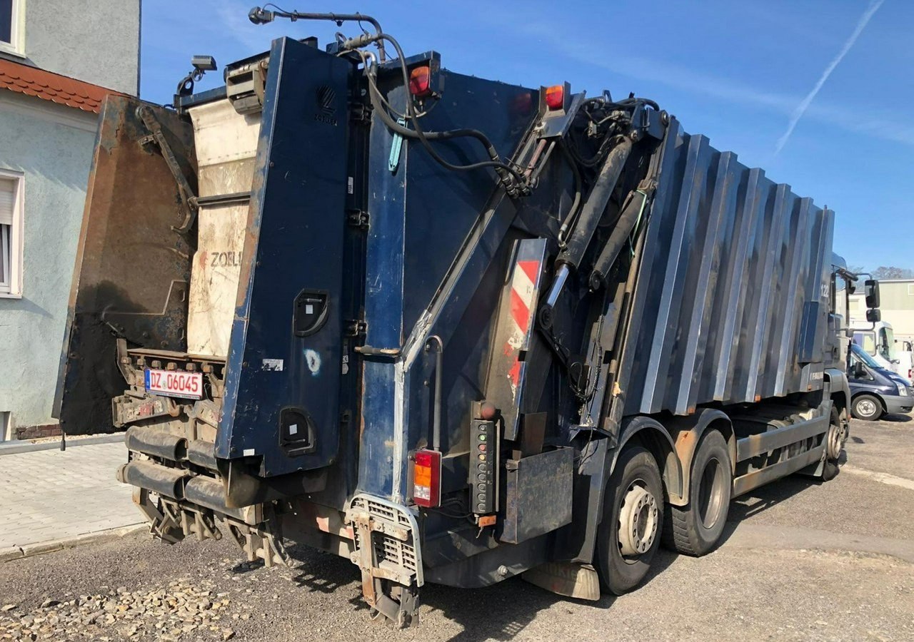 MAN TGA 26.320 Śmieciarka TGA 26.320 Śmieciarka Powerpress 525 FAUN 2008 - Камион за ѓубре: слика 3 MAN TGA 26.320 Śmieciarka TGA 26.320 Śmieciarka Powerpress 525 FAUN 2008 - Камион за ѓубре: слика 3