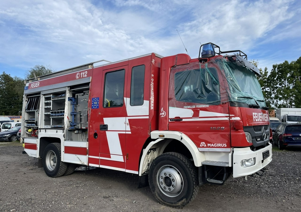 Mercedes-Benz Atego Mercedes Atego 1529 LF20 Straż Pożarna 4X4 Wóż Strażacki 6647km M201 - Противпожарен камион: слика 4 Mercedes-Benz Atego Mercedes Atego 1529 LF20 Straż Pożarna 4X4 Wóż Strażacki 6647km M201 - Противпожарен камион: слика 4