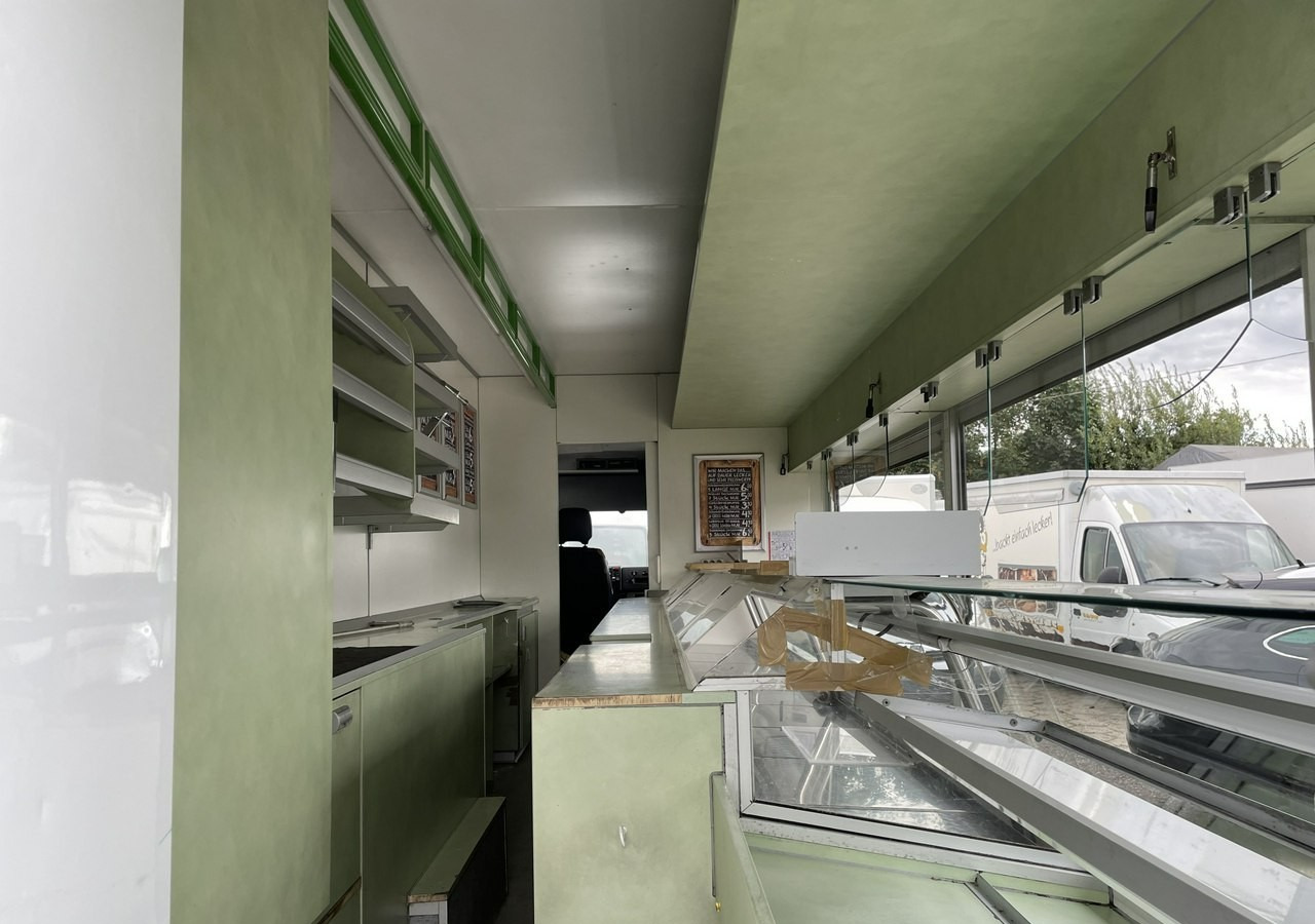 Mercedes-Benz Inny Mercedes-Benz Autosklep Gastronomiczny Warzywniak food truck foodtruck sklep 2008 - Камион за продажба на добра: слика 4 Mercedes-Benz Inny Mercedes-Benz Autosklep Gastronomiczny Warzywniak food truck foodtruck sklep 2008 - Камион за продажба на добра: слика 4