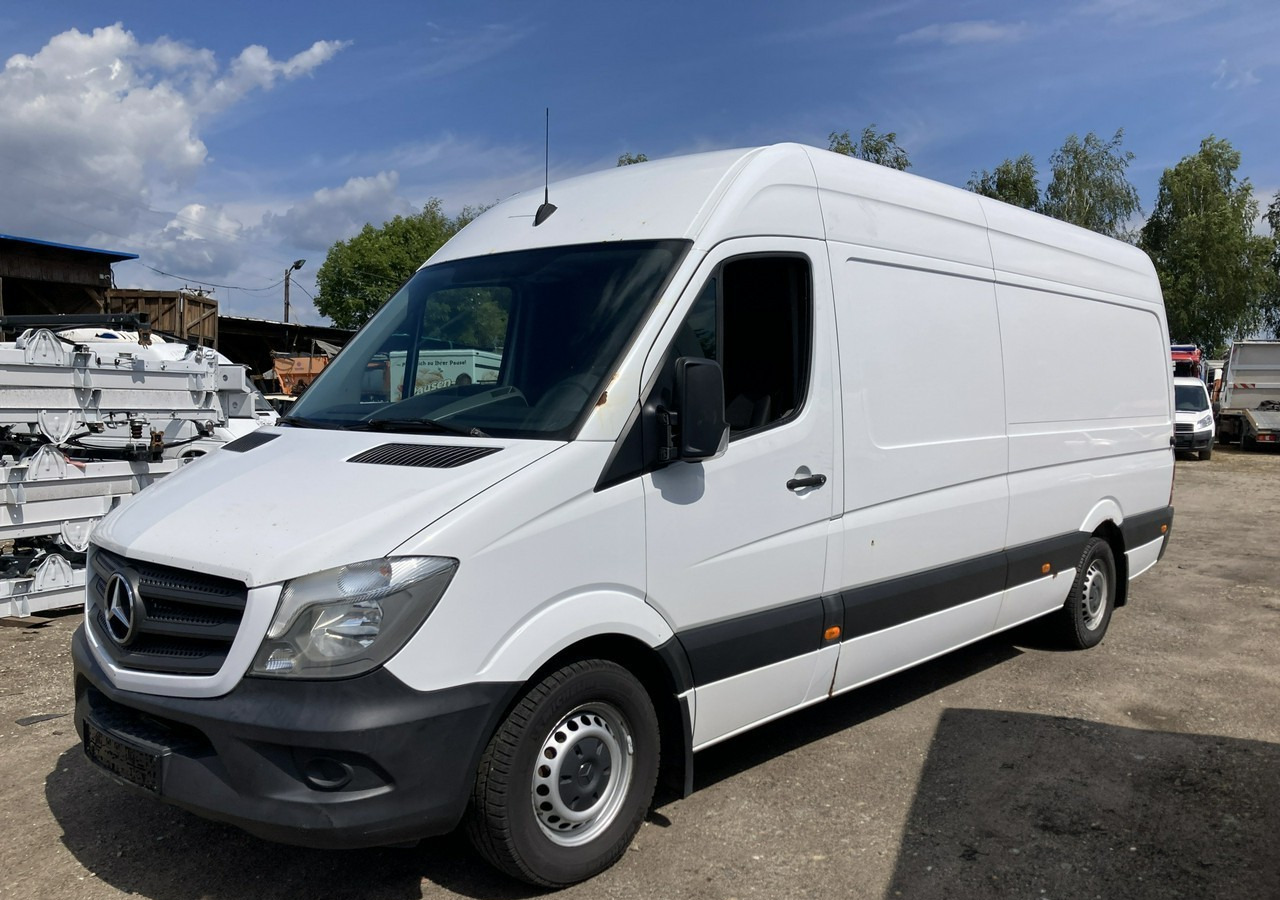 Mercedes-Benz Sprinter Sprinter 313CDI Max 2015 - Товарно комбе: слика 1 Mercedes-Benz Sprinter Sprinter 313CDI Max 2015 - Товарно комбе: слика 1