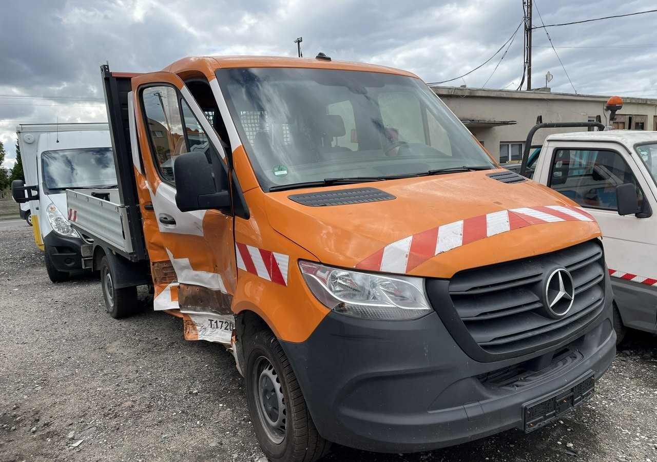 Mercedes-Benz Sprinter Sprinter 314 Dokka Brygadówka 7-oso doka Klim skrzynia rama Model 20 - Комбе со отворен сандак, Комби со двојна кабина: слика 2 Mercedes-Benz Sprinter Sprinter 314 Dokka Brygadówka 7-oso doka Klim skrzynia rama Model 20 - Комбе со отворен сандак, Комби со двојна кабина: слика 2