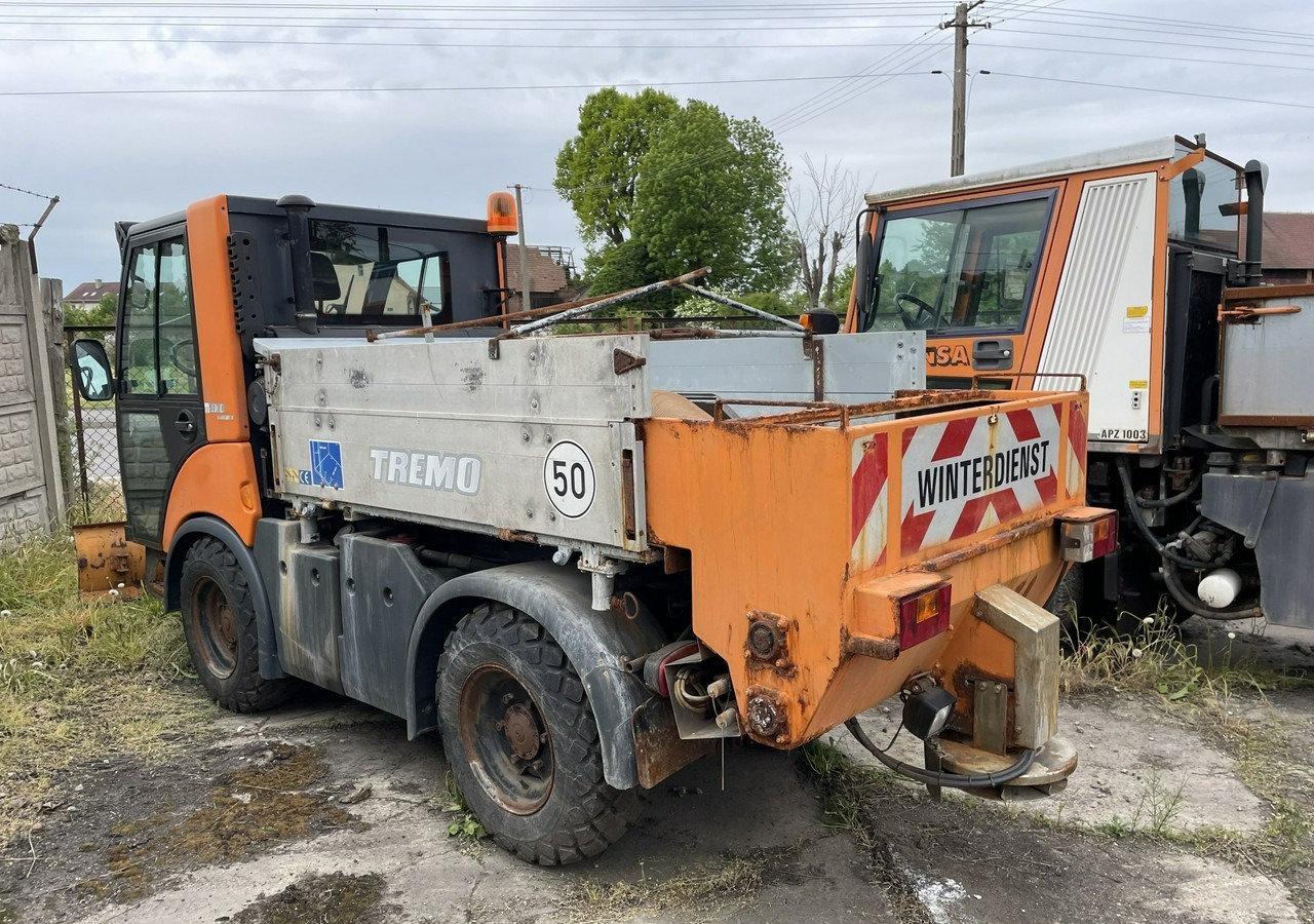Multicar Inny Multicar Multicar 4X4 TREMO X56 Wywrotka odśnieżarka posypywarka odkurzacz - Кипер: слика 4 Multicar Inny Multicar Multicar 4X4 TREMO X56 Wywrotka odśnieżarka posypywarka odkurzacz - Кипер: слика 4