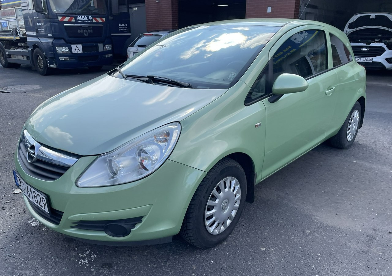 Opel Corsa D Opel Corsa 1,2-16V Klima Salon PL Bagażnik na Rowery Model 2010 - Хечбек: слика 1 Opel Corsa D Opel Corsa 1,2-16V Klima Salon PL Bagażnik na Rowery Model 2010 - Хечбек: слика 1